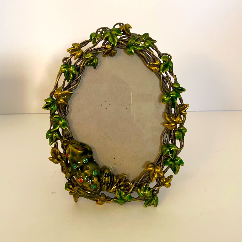 Metal and enamel tree frog picture frame